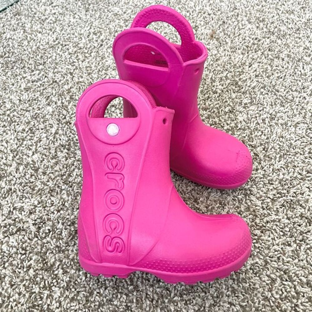 Size 9 / Toddler Girl Crocs Rain Boots